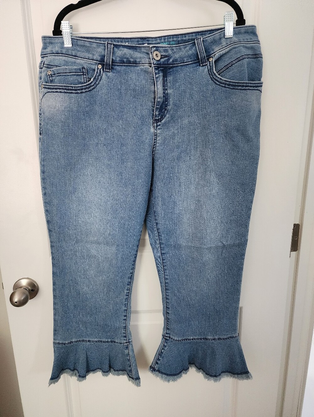 Women’s Light Blue Ruffle-Hem Jeans By Inc. Size 16. So Cute!!